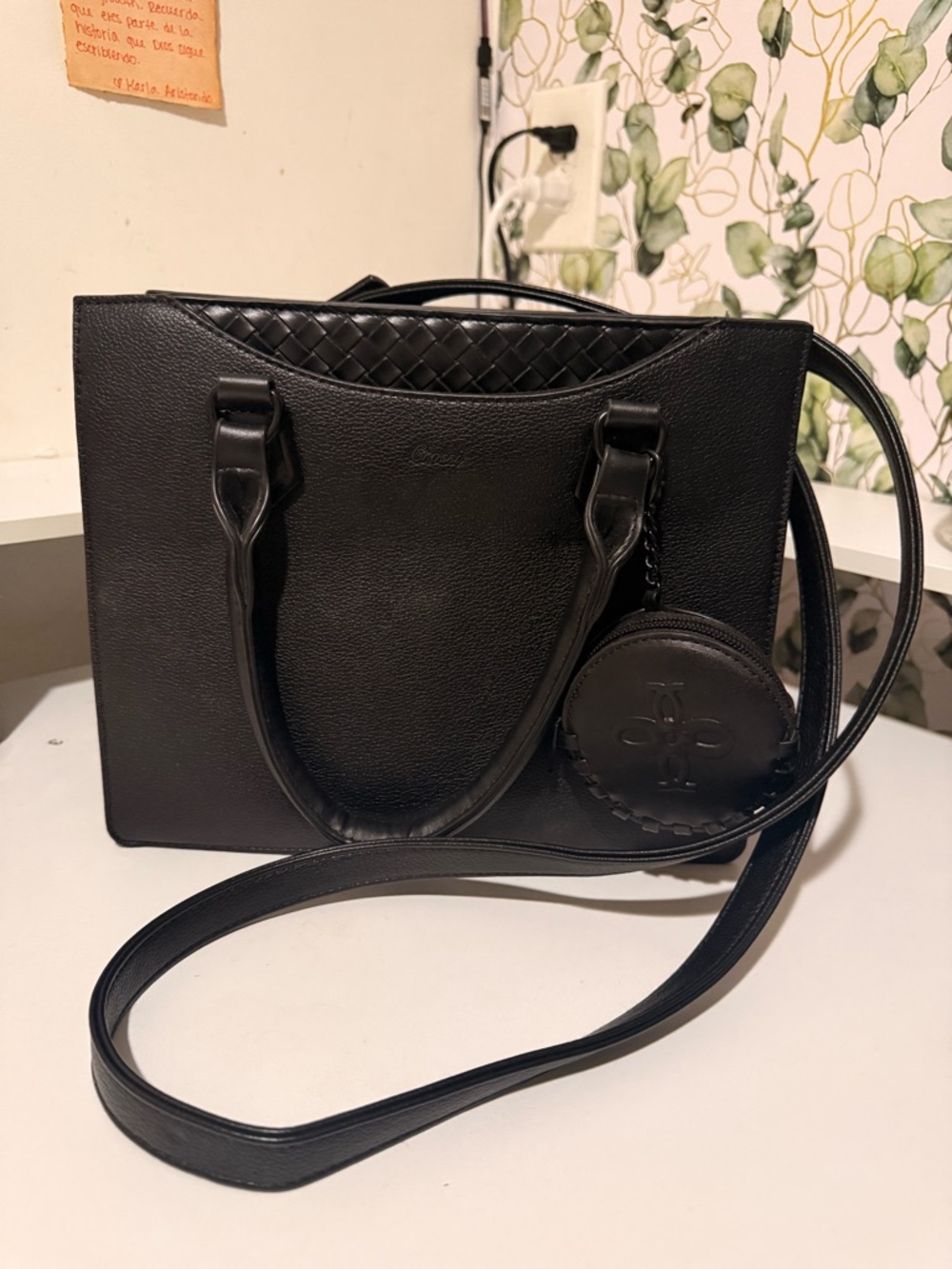 Black Women's Tote Handbag with Round Coin Pouch - Picture 1 of 3